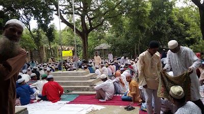 Photos of Chayra Eidgah