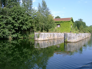 Photo n°1 de Bateau promenade : La Gabarre Fuméloise à Fumel (Attraction touristique)