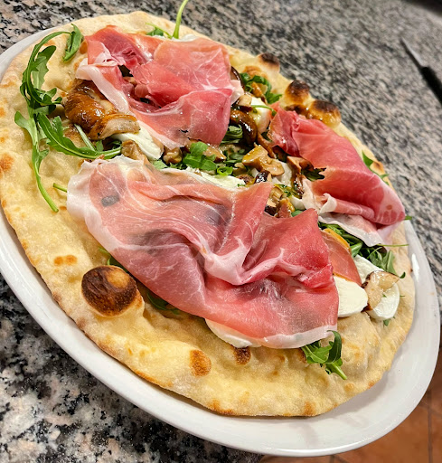 Famelico Restaurant - Thumbnail