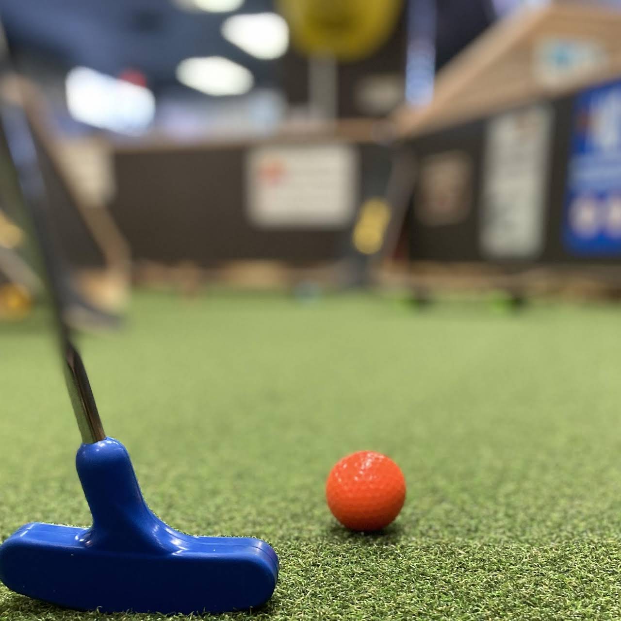 Big Putts Mini Golf - INDOOR Miniature Golf and Classic Arcade in