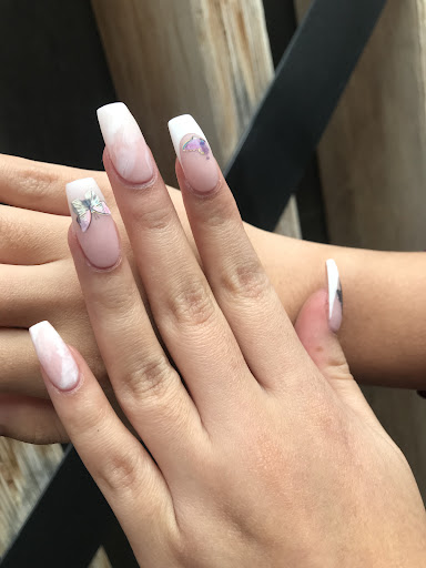 Nails Avenue Docklands - Thumbnail