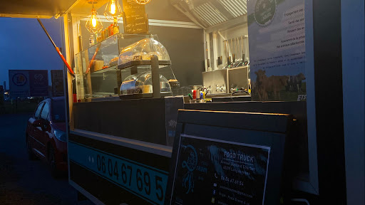 Photo 3 - Food truck MK