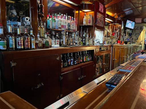 Latitudes Tavern