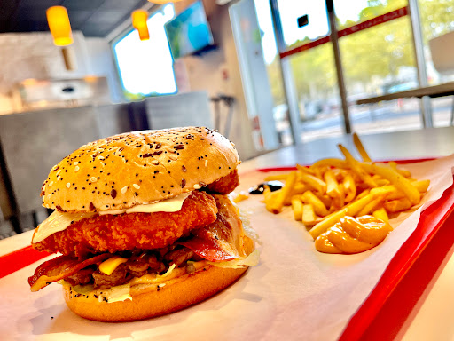 Photo 5 - BURGER SHOP