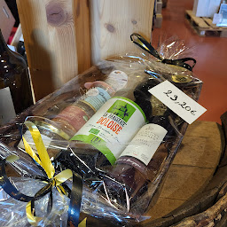 Photo n°25 de Caves Maurin [Dole] à Dole (Cave à vins)