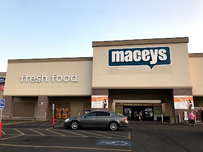 Maceys