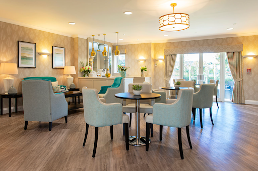 Dedicated nursing home Support in Swindon