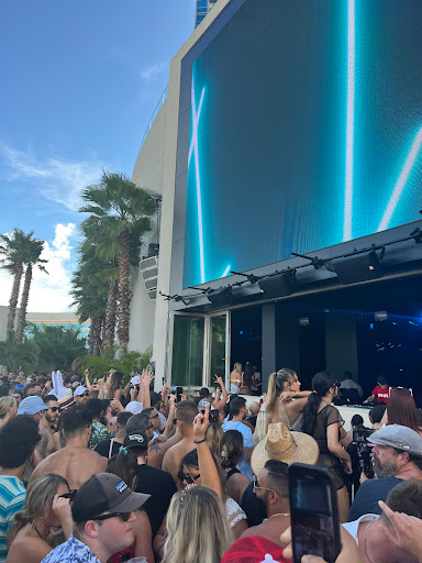 DAER Dayclub - Thumbnail
