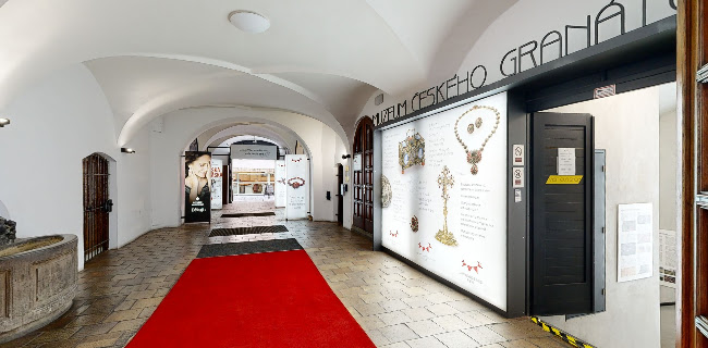 Opinii despre Divadlo Lucie Bílé în Praha - Organizace