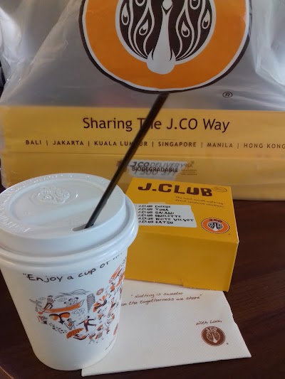 Photos of J-Co Giant Extra Balikpapan