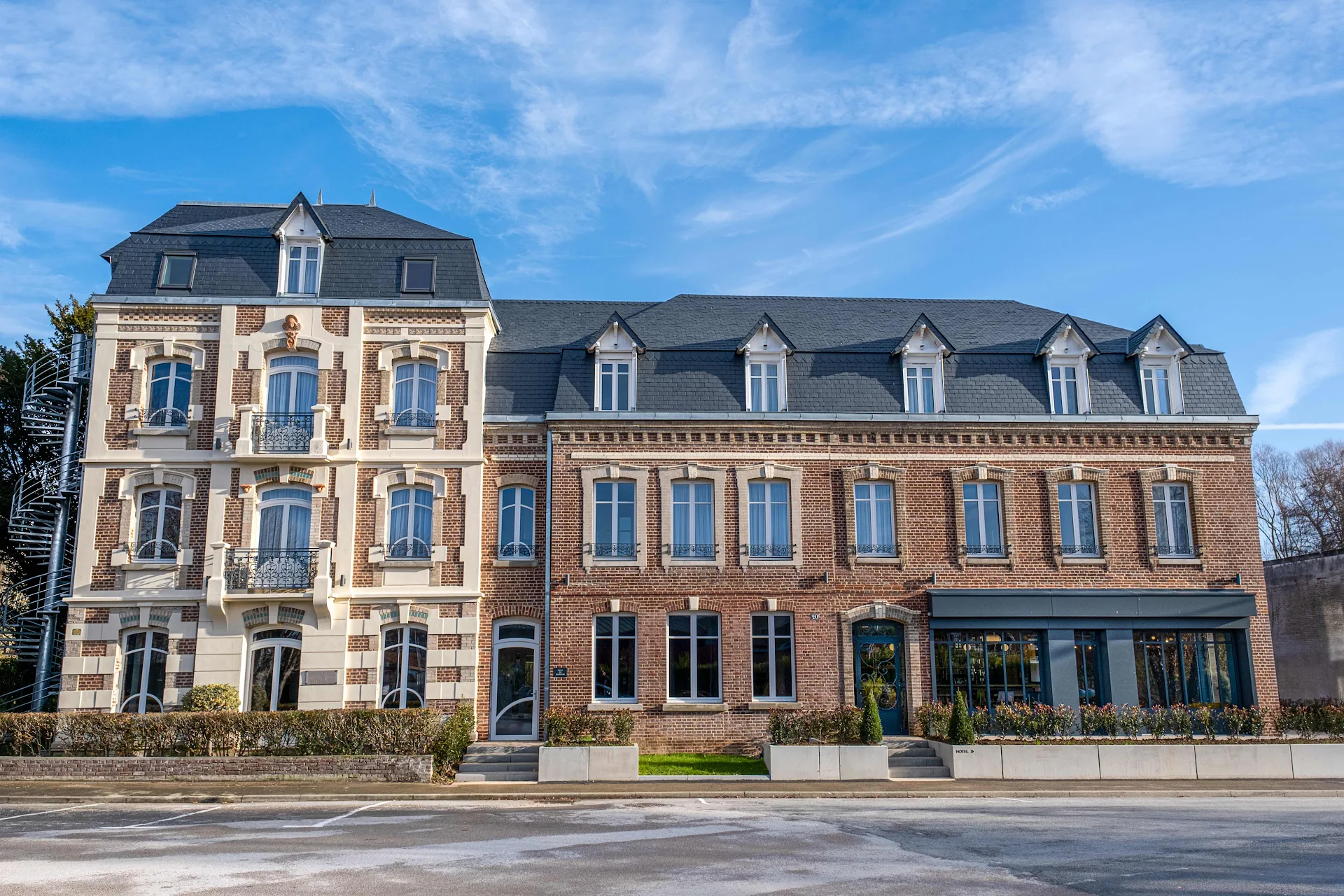 Mayrena Hôtel Restaurant