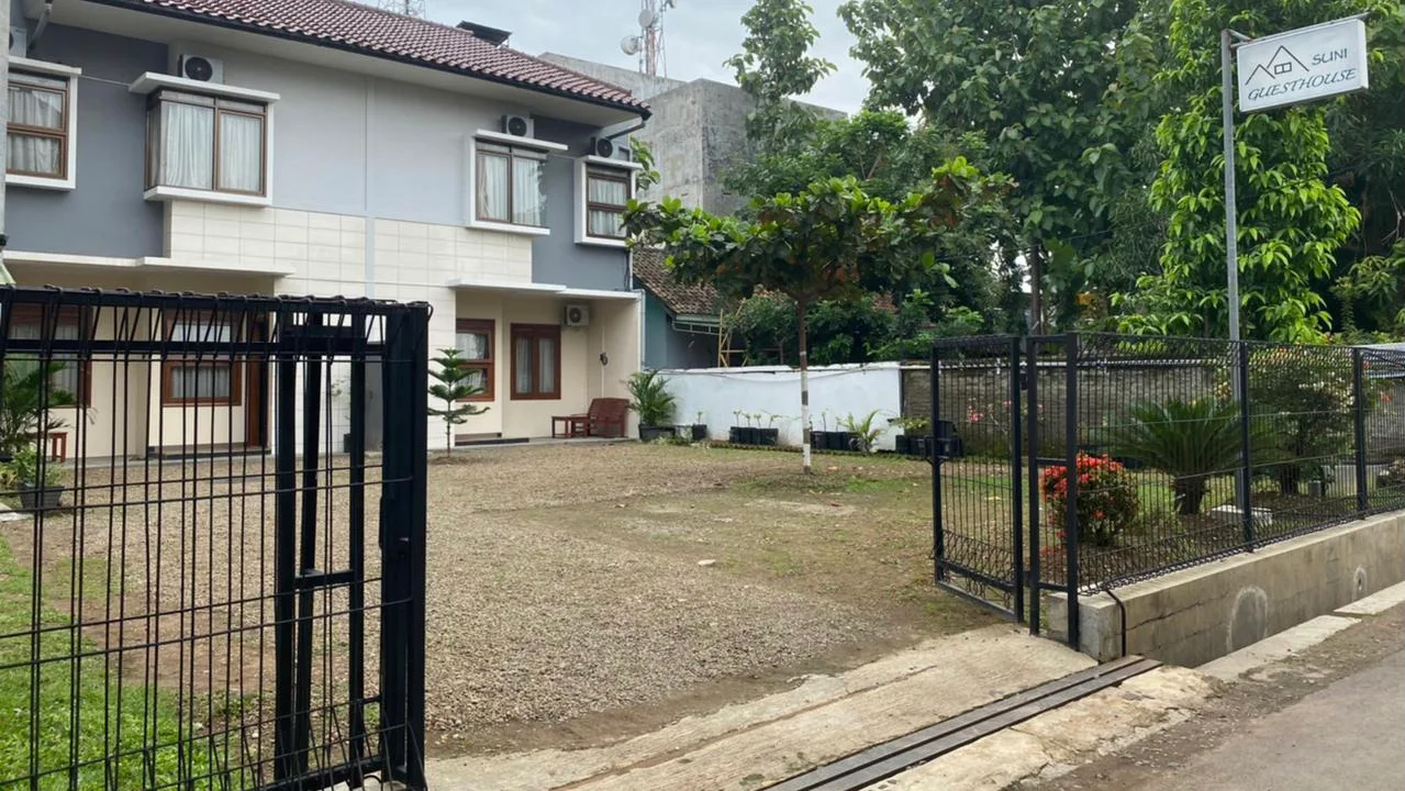 Suni Guest House