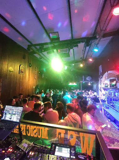 WSF Lounge Club
