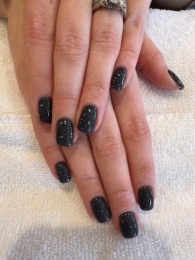 Daisy2023 nail&spa Gallery - United States