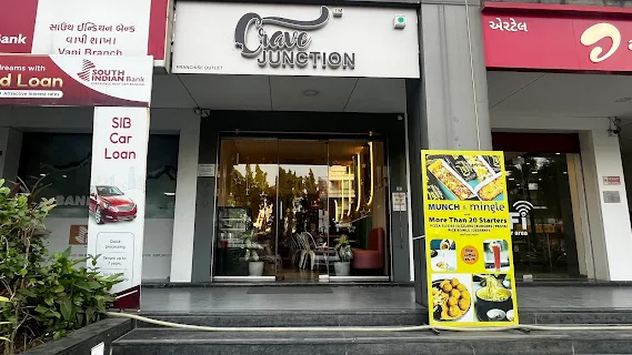 Crave Junction Vapi photo 1