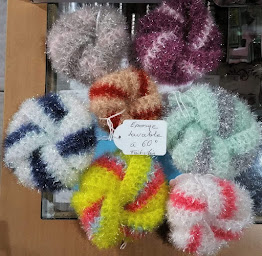Photo n°43 de FÉE MAINS MERCERIE à Conches-en-Ouche (Magasin de laine)