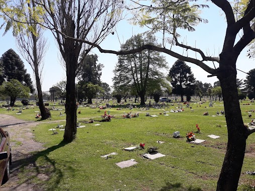 Cementerio Parque Grand Bourg, Author: Ricardo López Göttig