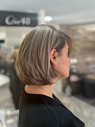 Photo n°10 de Studio 48 Coiffeur Créateur AUDINCOURT à Audincourt (Institut de beauté)