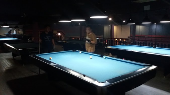 RedBall Jatibening Billiard, Author: Aris Maulana