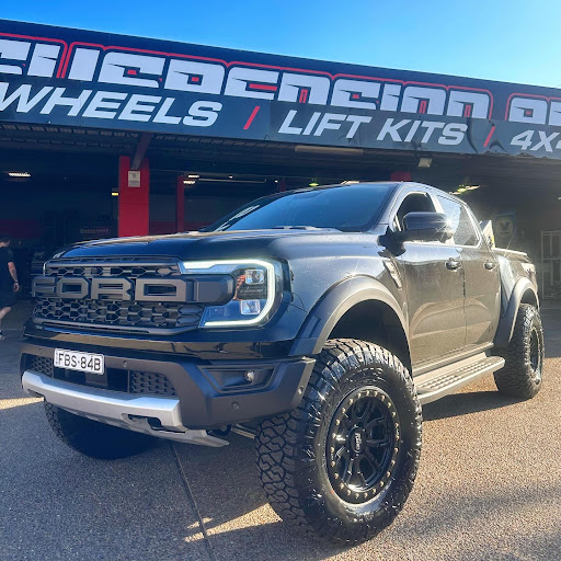 Custom Suspension and Auto Newcastle Logo