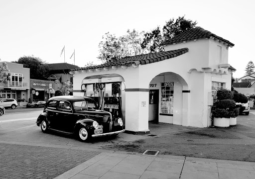 Pleasanton Gas Station - Thumbnail