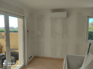 Photo n°30 de Pinori Laurent à Saint-Nazaire-de-Pézan (Peintre en bâtiment)