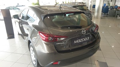 Photos of MAZDA SHOWROOM
