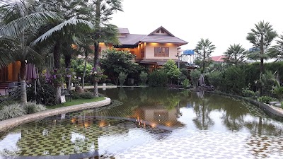 Photos of The Teak