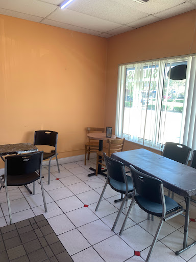 Salma's Kitchen - Visual