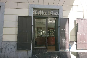 Coffee time, bar tavola calda image