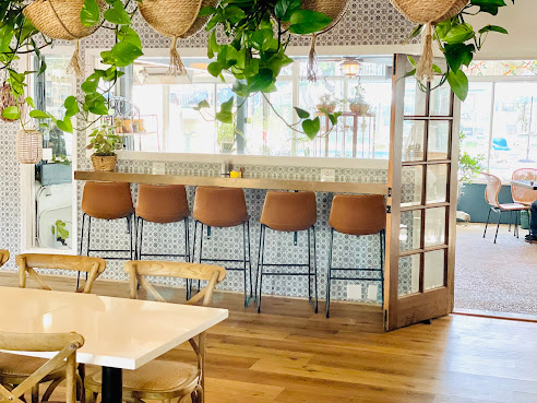 Live Oak Cafe by null