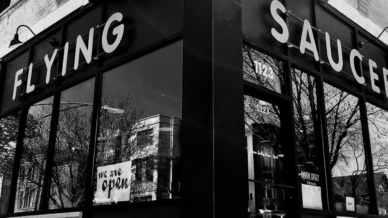 Flying Saucer — photo
