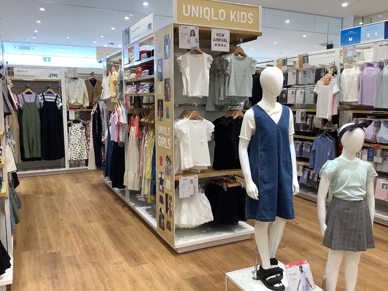 ユニクロ オアシスタウン伊丹鴻池店
