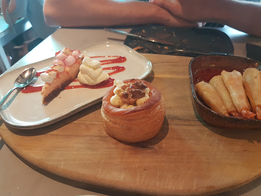 The Gallery tapas en wijnen - Thumbnail