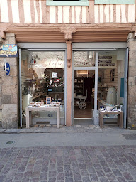 Photo n°3 de Madame Chamotte à Dinan (Fabricant de produits en céramique)