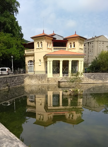 Polikiroldegia - Thumbnail