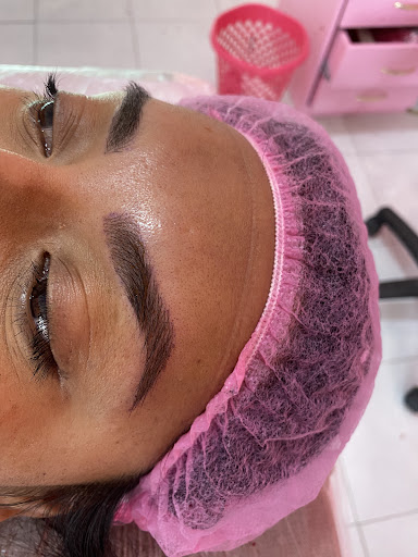 Wolf Studio (lashes & eyebrows) - Thumbnail