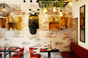 Photo n°1 de Venoza - Restaurant de pizzas à La Garenne-Colombes (Restaurant italien)