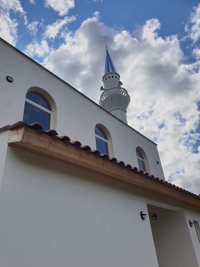 Mosque Mugida Alnajat Shengjin