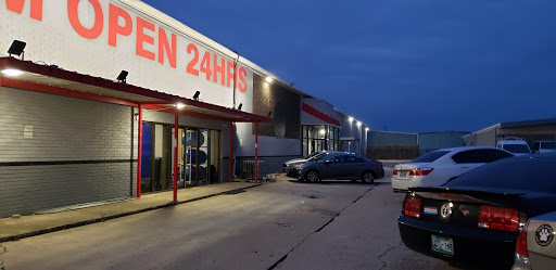 The Weight Room 24 Gallery - United States