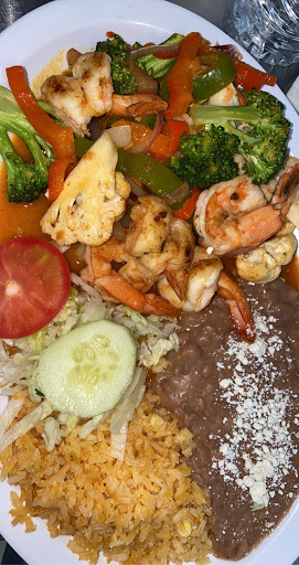 La playa restaurant Gallery - United States
