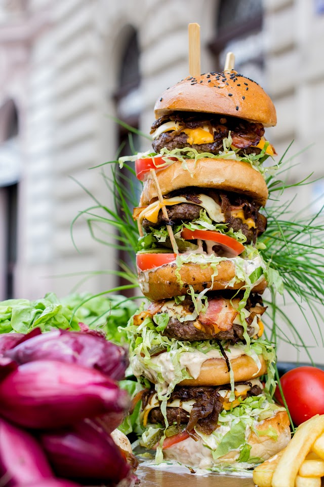 Burger Bar Lafa Grill