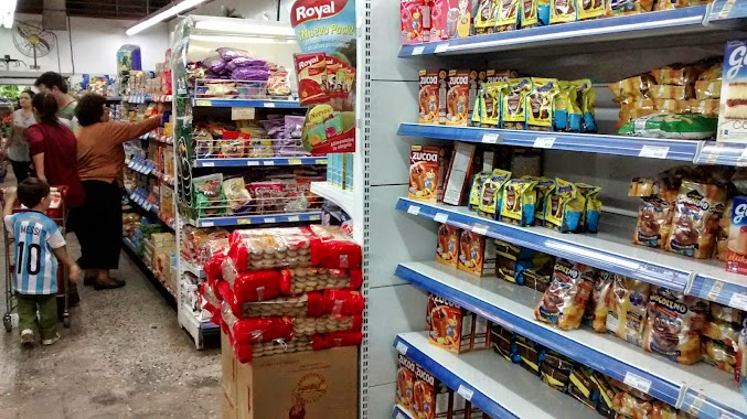 Supermercado Paso, Author: Walter Nieto