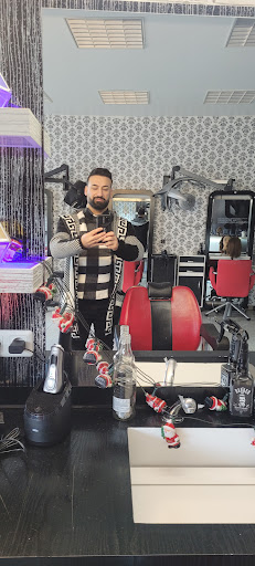 Salon Russell - Germany
