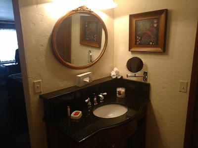 Photos of The Parkway Inn