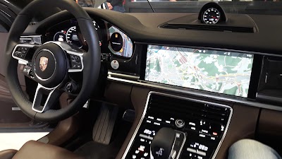 Photos of Porsche Centre Lennetal