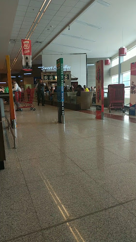 Comentarios y opiniones de Supermaxi Ciudad Colón