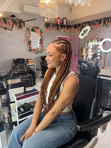 AdelineTresses - Visual