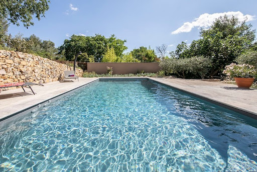 Photo de ESPACE PISCINE à Sainte-Radegonde (12850)