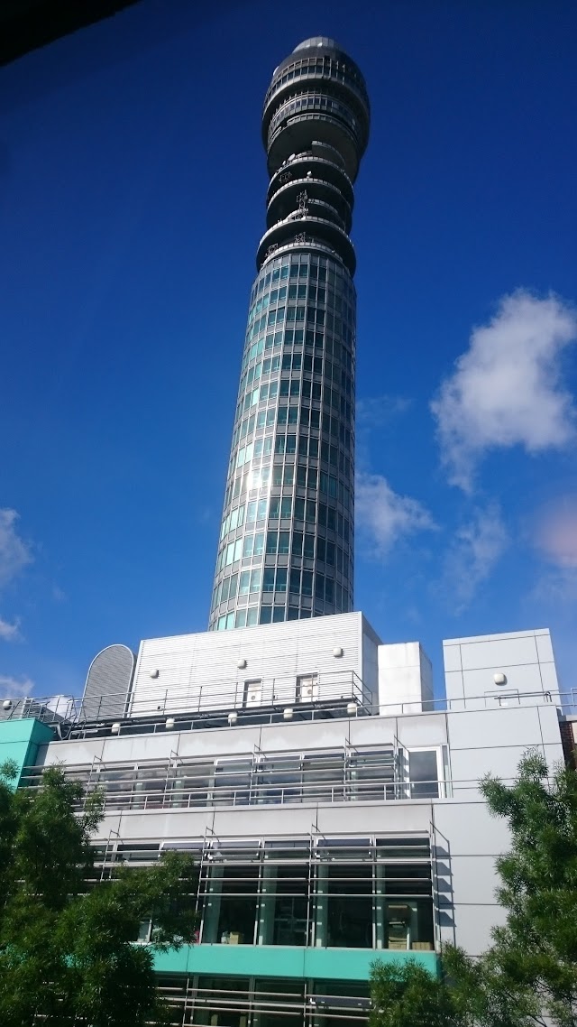 LSE Carr-Saunders Hall